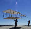 Kiting 01 s.jpg (77102 bytes)